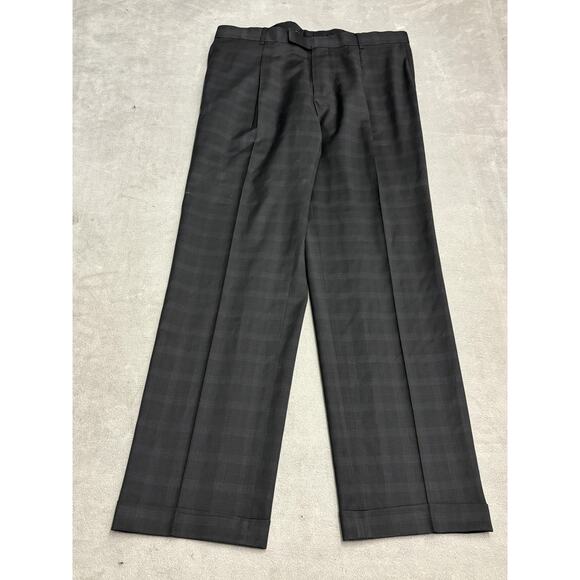 Hugo Boss Pants Mens 33x36 Black Plaid Dress Wool Pleated Front Made USA Classic - Picture 1 of 12